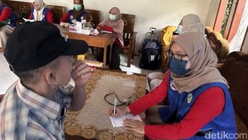 TOPINDIATOURS Eksklusif kesehatan: Siasat Dinkes Pangkep Rayu Warga Ikut CKG, Tak Melulu H