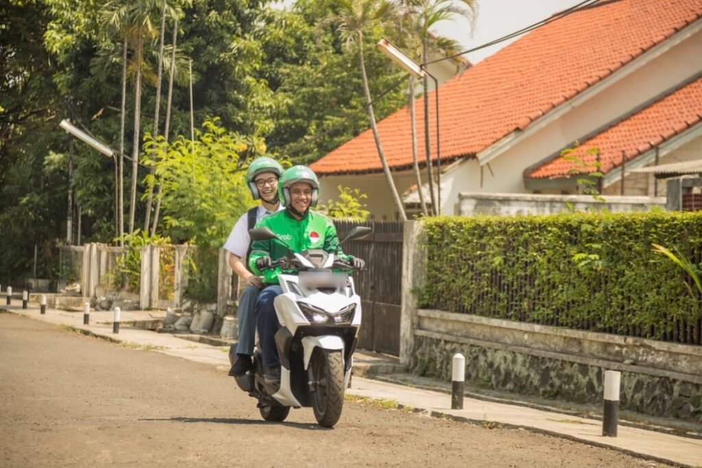 TOPINDIATOURS Update gadget: Fitur GrabKeluarga Berikan Kemudahan Pemantauan Anggota Kelua