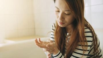 TOPINDIATOURS Eksklusif kesehatan: Benarkah Telapak Tangan Sering Basah Tanda Sakit Jantun