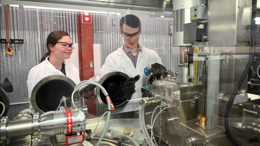 TOPINDIATOURS Eksklusif ai: US unveils ‘world’s first’ irradiated molten salt research fac